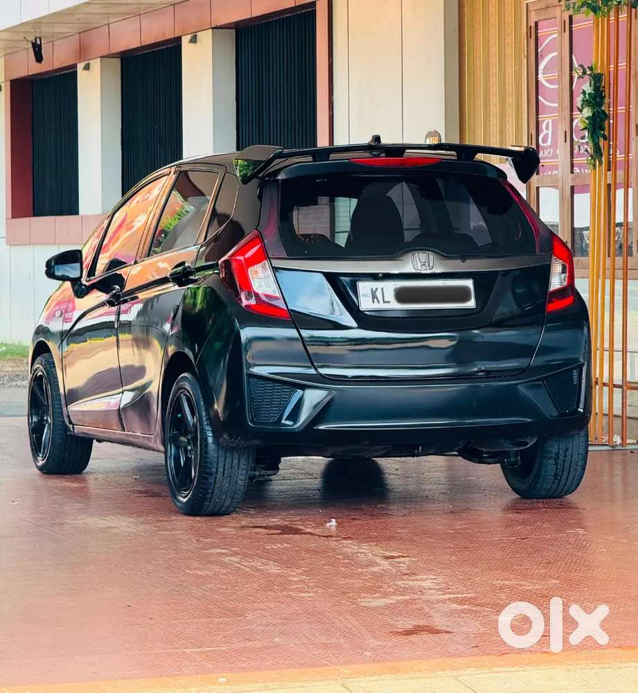 2016 Honda Jazz Sv Diesal Original Kerala Well Maintained Car