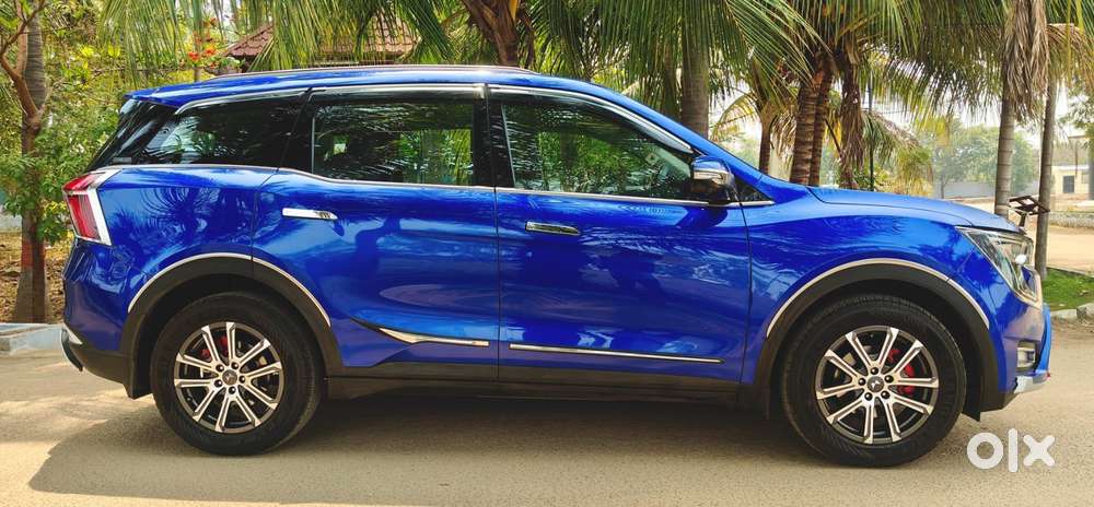 Mahindra Xuv700 Ax7l 6 Str At, 2022, Diesel