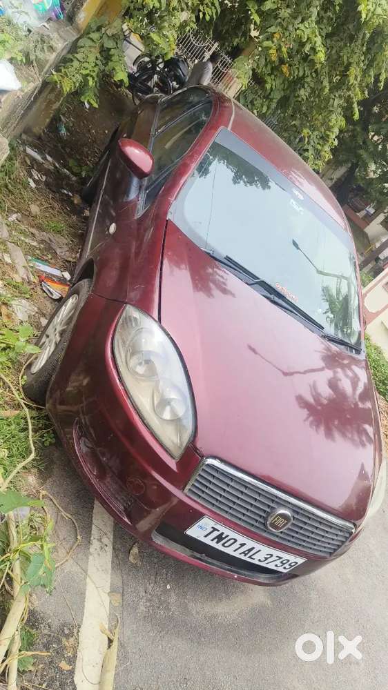 Fiat Linea 2010 Petrol 90000 Km Driven
