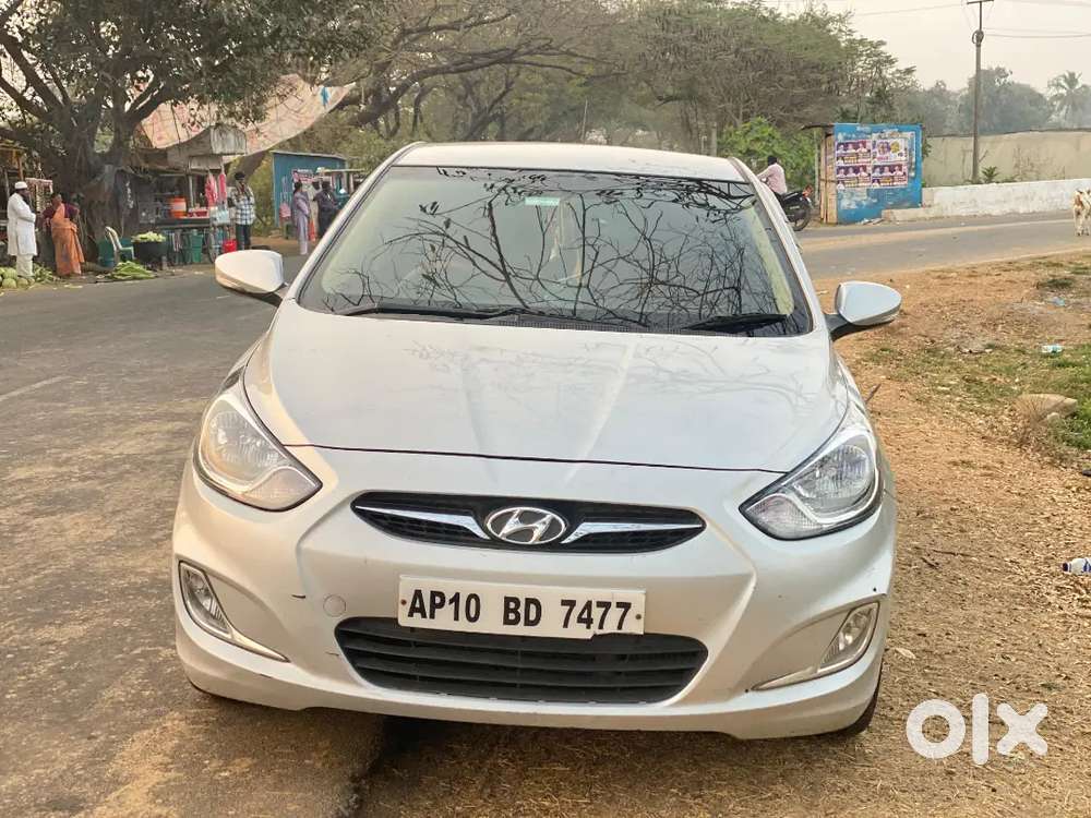 Hyundai Verna 2013 Diesel 190000 Km Driven