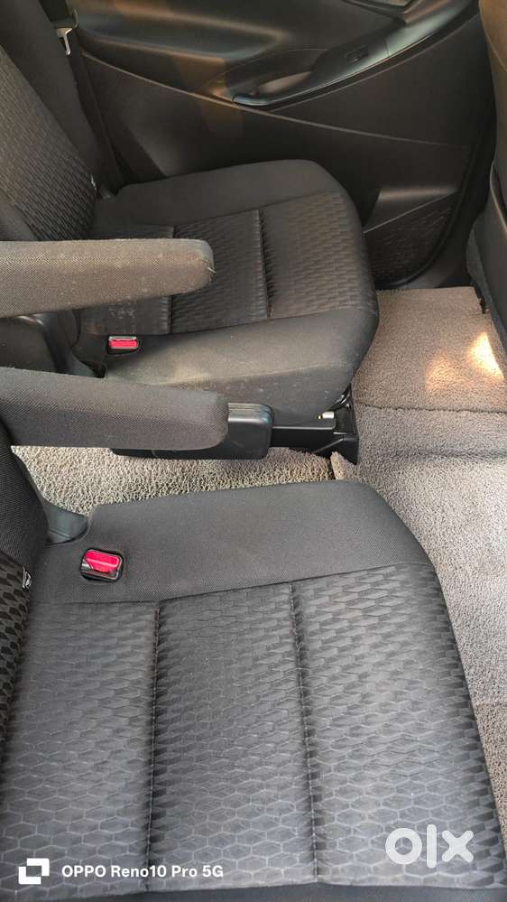 Toyota Innova Crysta [2020-ongoing] 2.4 Gx 7 Str, 2020, Diesel