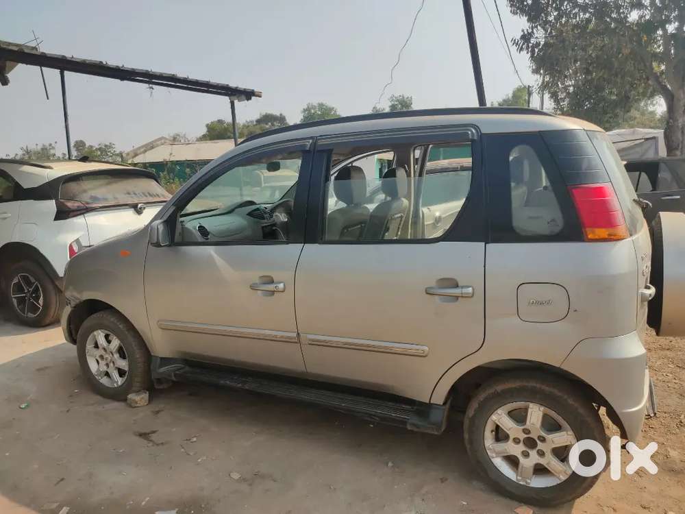 Mahindra Quanto 2013