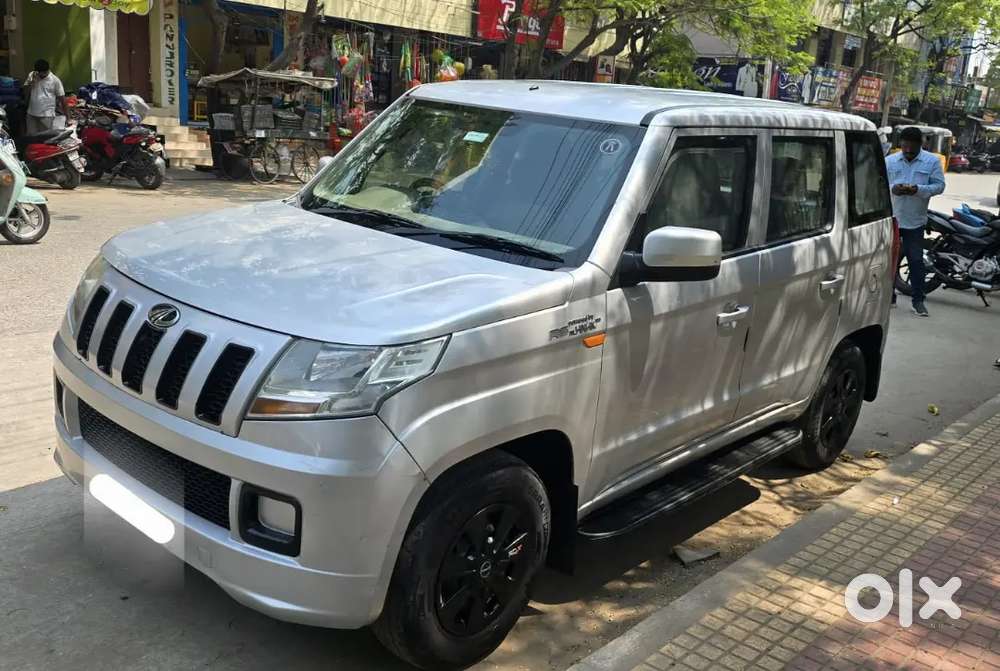 Mahindra Tuv 300 2018