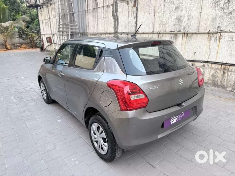 Maruti Suzuki Swift Vxi, 2022, Petrol