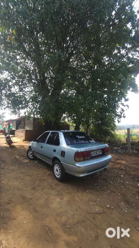 Maruti Suzuki Esteem 2004