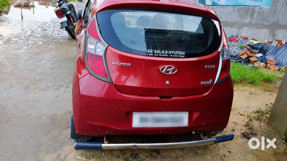 Hyundai Eon Magna Plus पेट्रोल कार बिक्री के लिए उपलब्ध है। गाड़ी मैनु