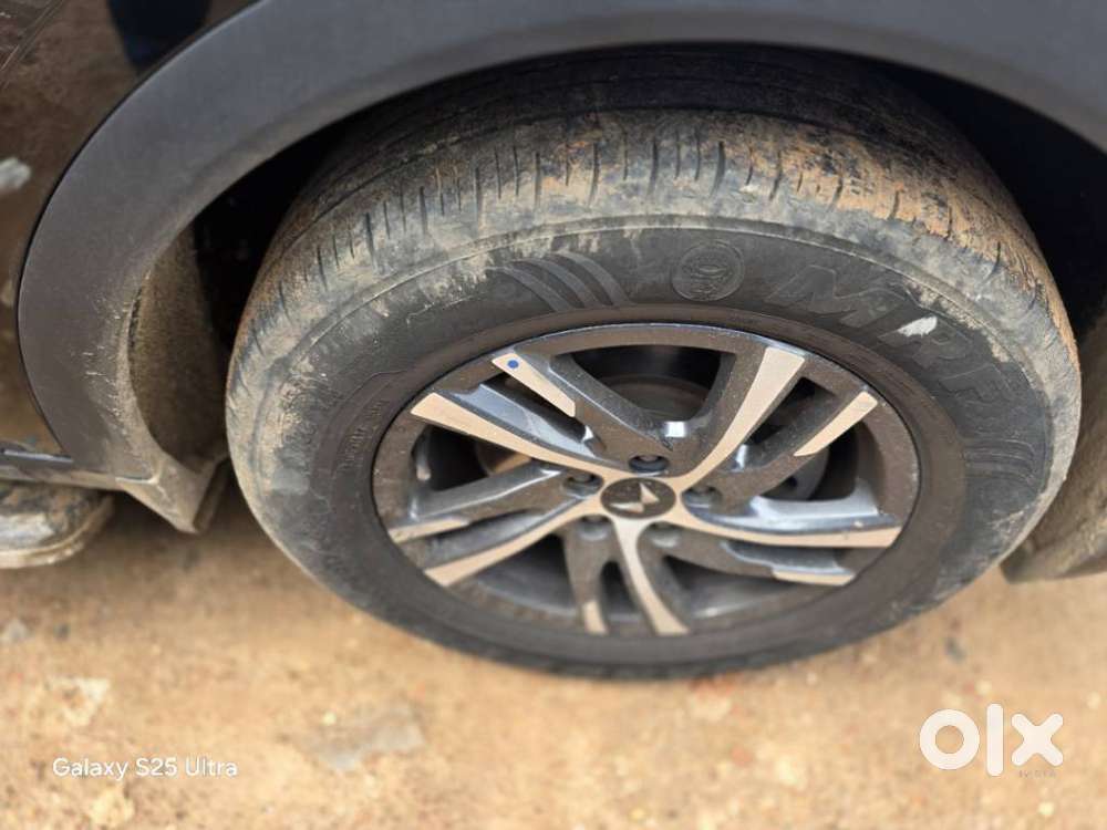 Mahindra Xuv700 2.2 Ax 5 Diesel Mt 7 Str, 2025, Diesel
