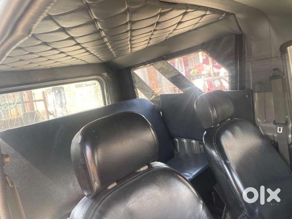 Bolero Invader 5speep 4x4 With Water Tank