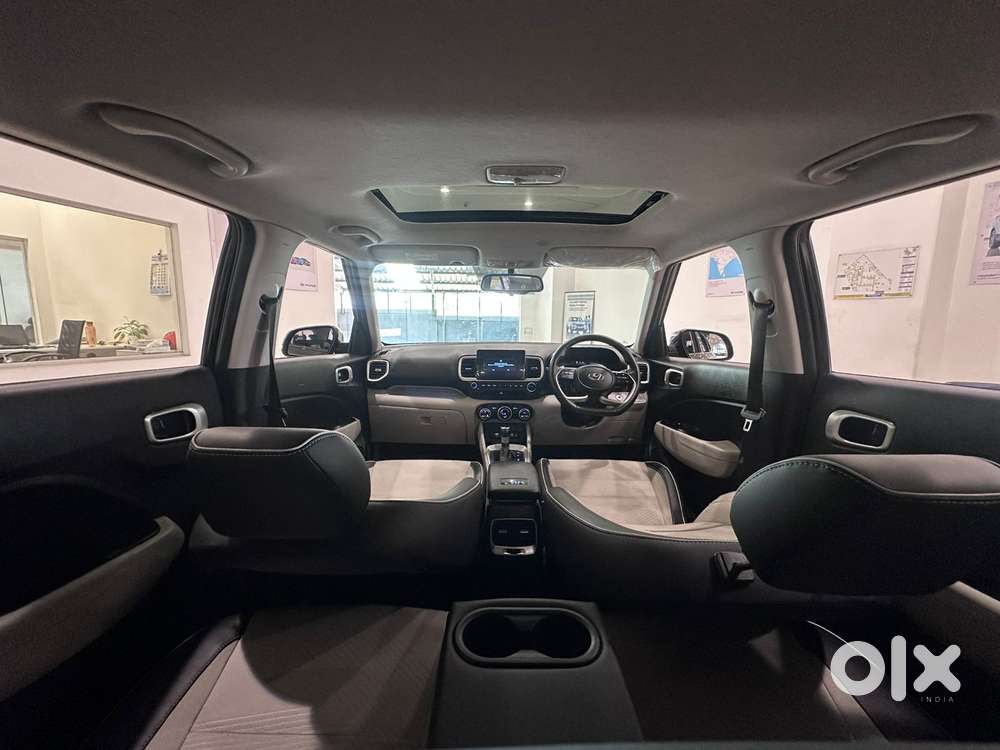 Hyundai Venue 1.0 Sx (o) Turbo Dct, 2023, Petrol