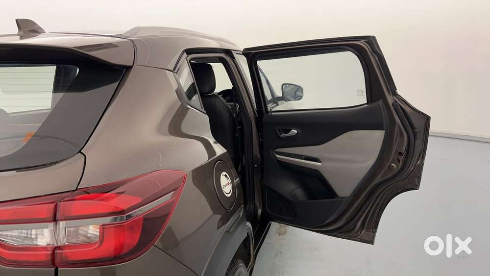 Nissan Magnite 1.0 Xv, 2023, Petrol