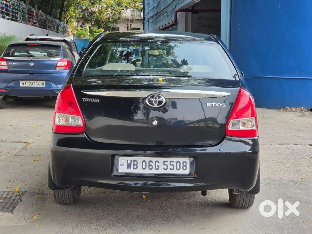 Toyota Etios, 2011, Petrol