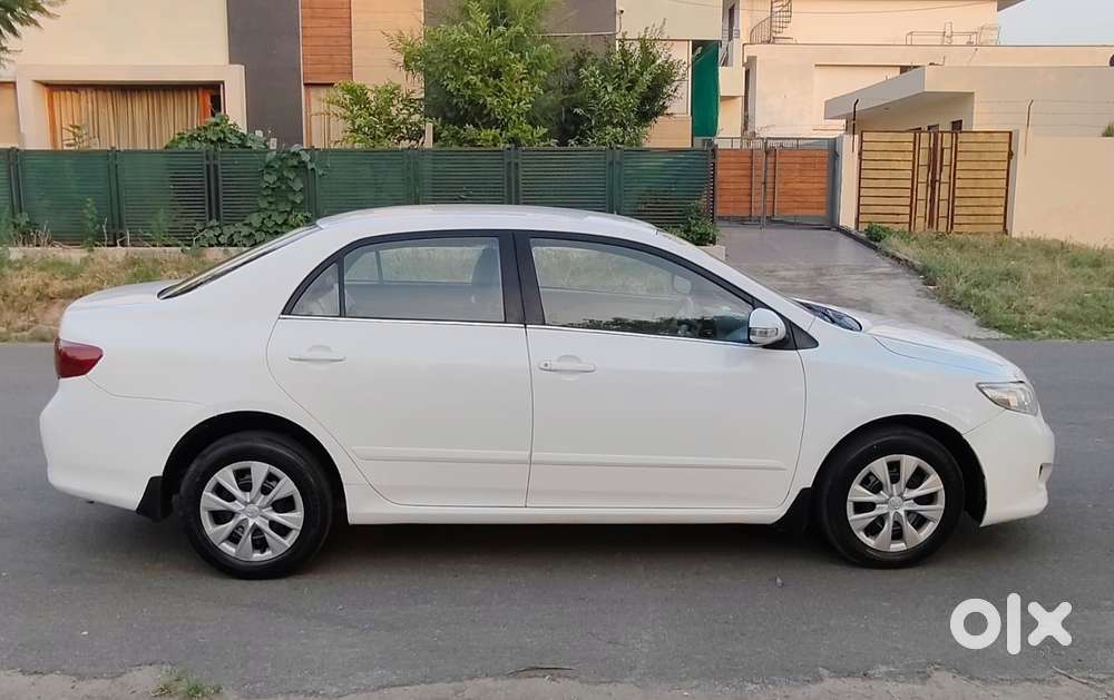 Toyota Corolla Altis, 2011, Diesel