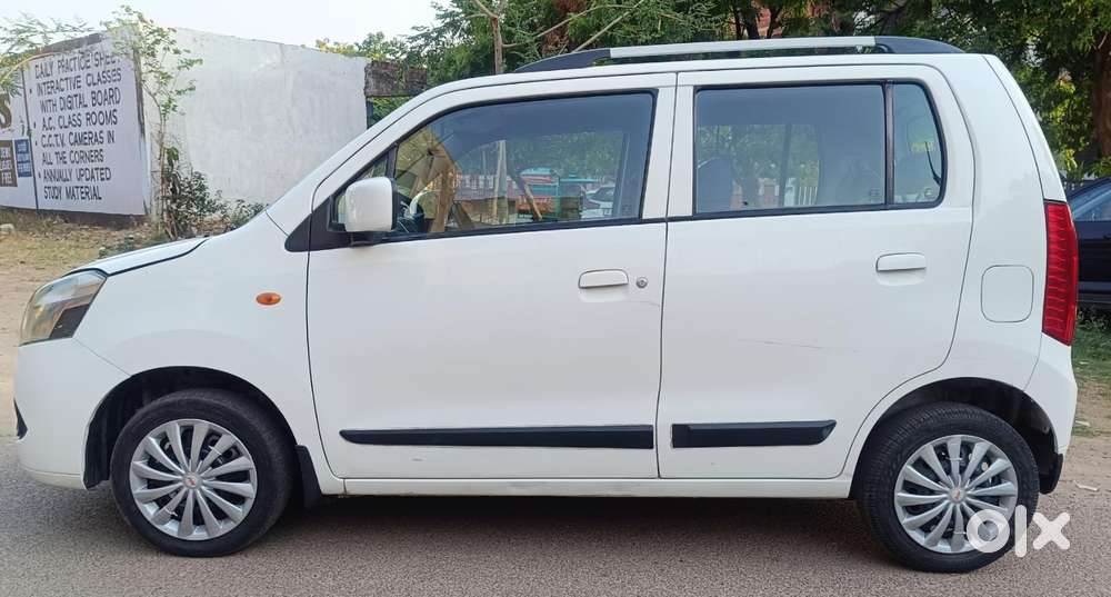 Maruti Suzuki Wagon R Vxi, 2012, Petrol