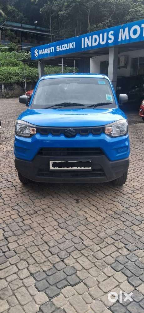 Maruti Suzuki S-presso Vxi Opt, 2023, Petrol