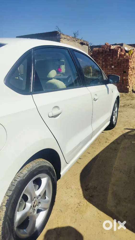 Skoda Rapid 1.6 2013