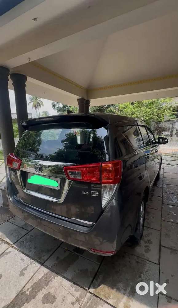 Toyota Innova Crysta 2017