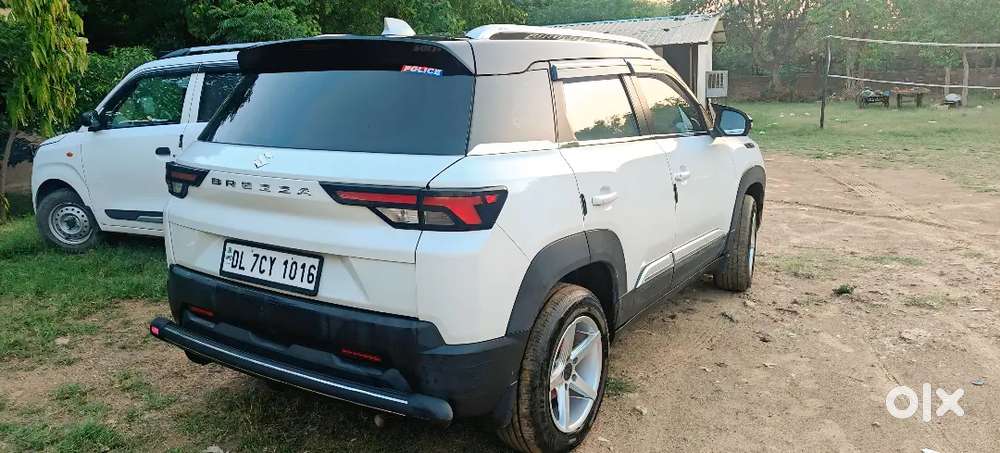 Maruti Suzuki Brezza Lxi 2025