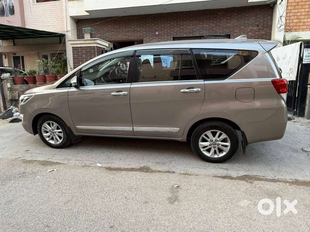 Toyota Innova Crysta 2.8 Gx At, 2019, Diesel