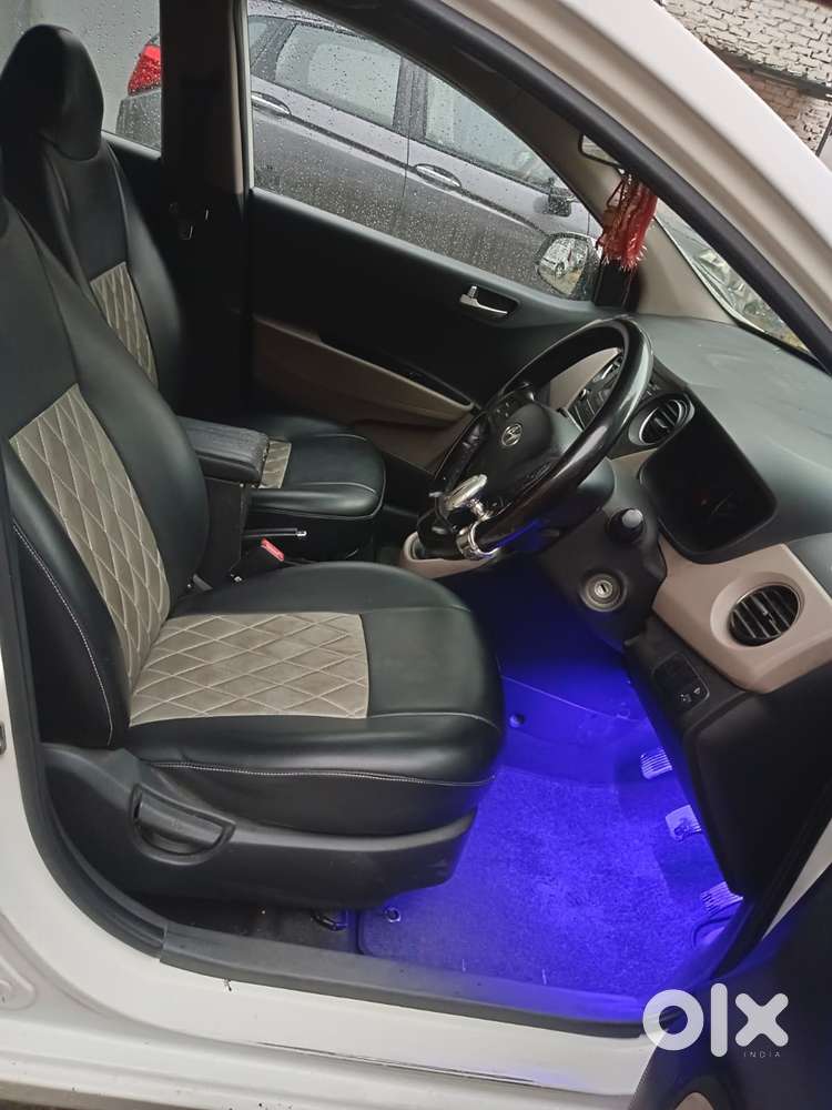 Hyundai Grand I10 Sportz, 2016, Petrol