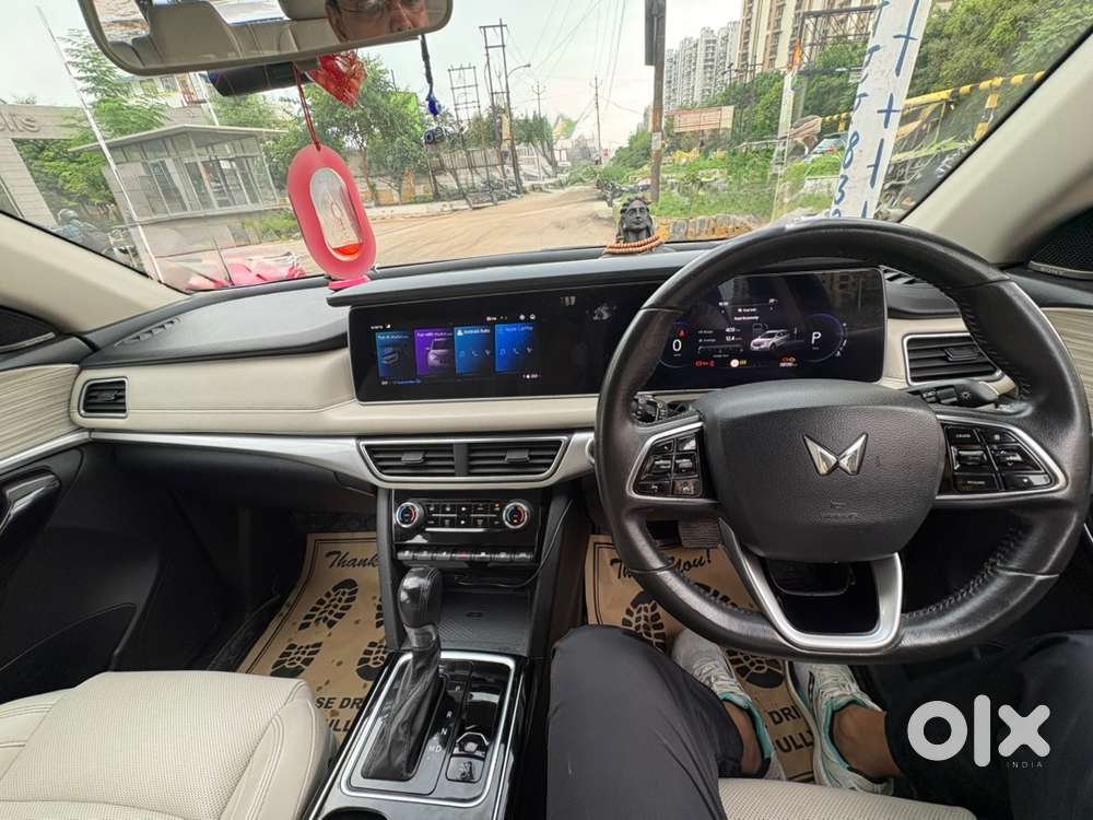 Mahindra Xuv700 Ax7 [l] At – Matte Blue – 58,130 Km – Single Owner