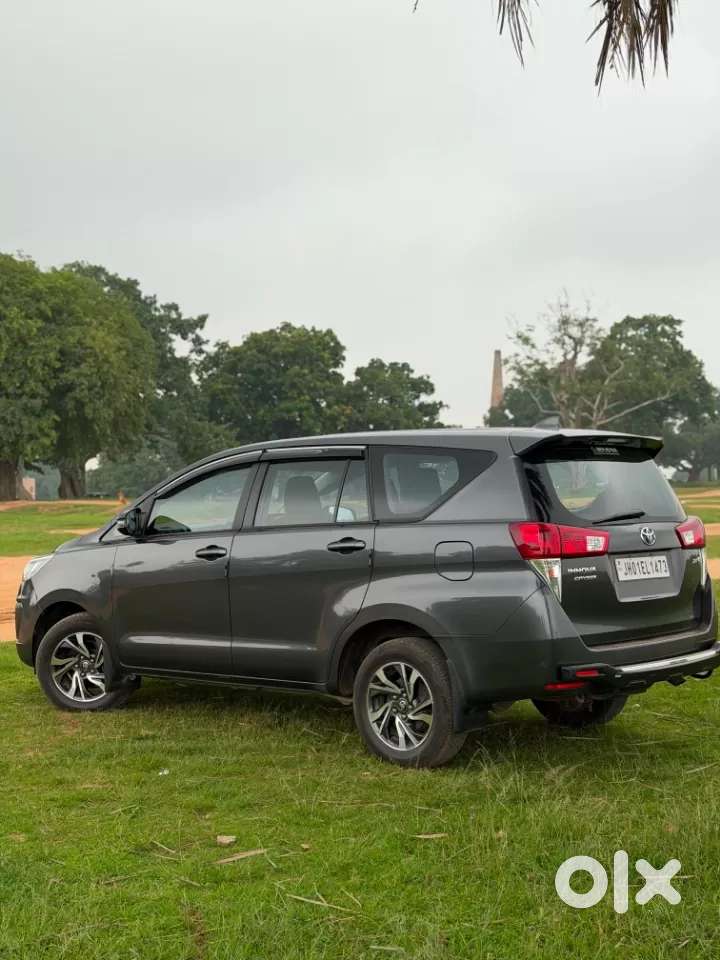 Toyota Innova Crysta 2.4 G Mt 7 Str, 2021, Diesel