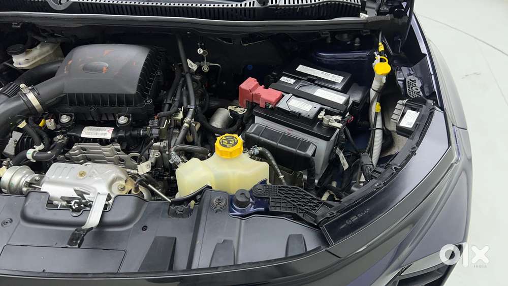 Tata Nexon Pure (s) 1.2 Petrol 6amt, 2025, Petrol