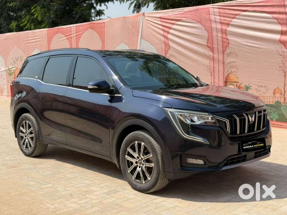 Mahindra Xuv700 2.0 Ax 7 Petrol At Str, 2023, Petrol