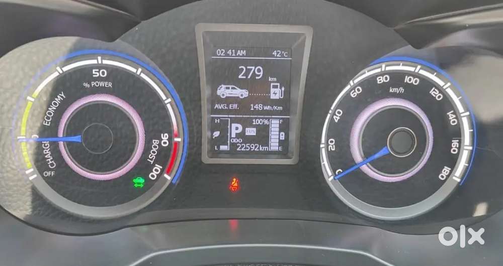 Mahindra Xuv400 Ev 2023 Electric 23000 Km Driven