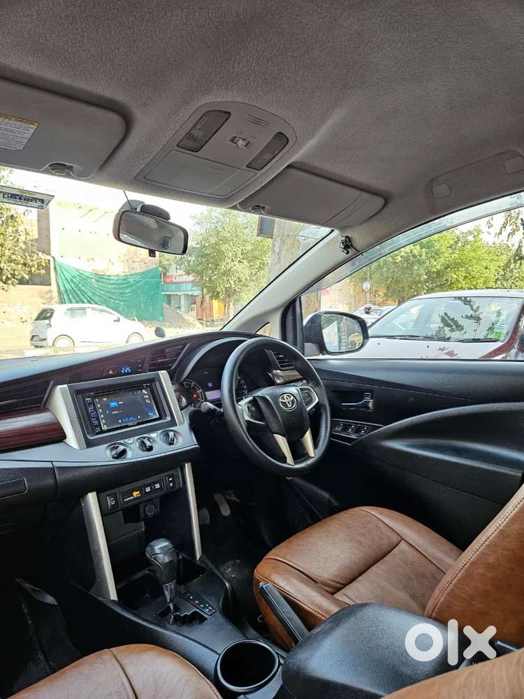 Toyota Innova Crysta 2.8 Gx At 8s, 2017, Diesel