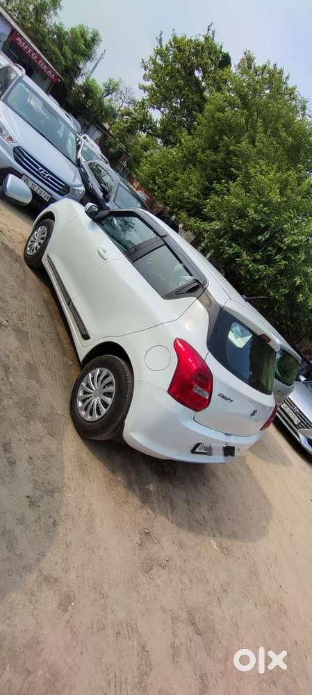 Maruti Suzuki Swift 1.2 Vxi (o), 2024, Cng & Hybrids