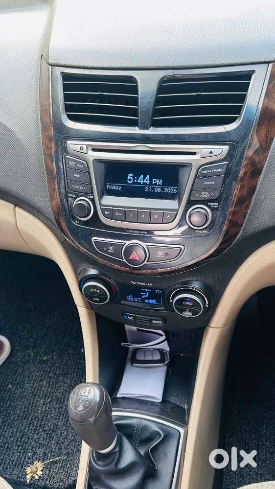 Hyundai Verna 1.5 Sx Diesel Mt, 2015, Diesel