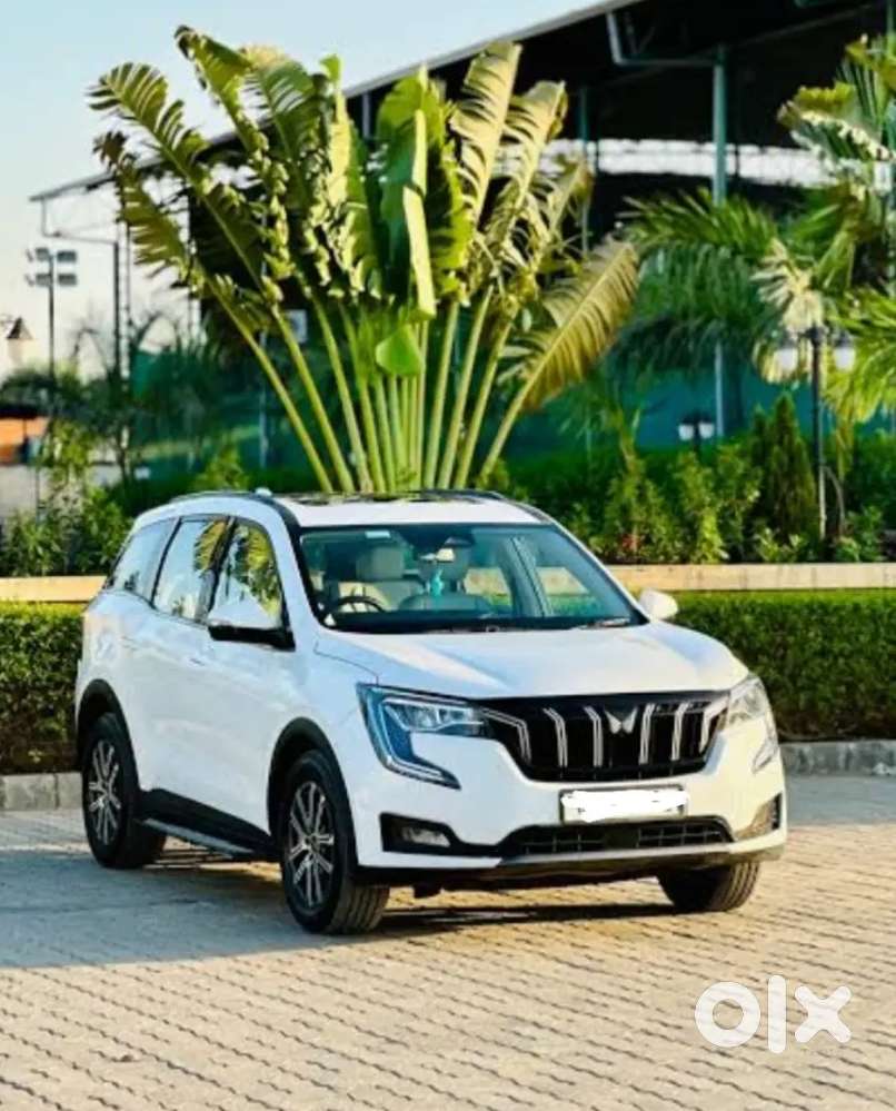 Mahindra Xuv700 2024 Petrol 17000 Km Driven