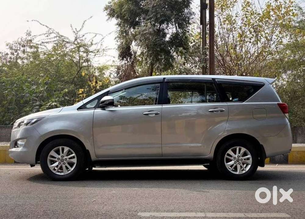 Toyota Innova Crysta [2020-ongoing] 2.4 Gx At 7 Str, 2019, Petrol