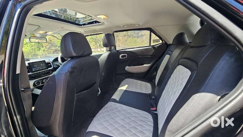 Hyundai Venue 1.0 S (o) Turbo Dct, 2025, Petrol