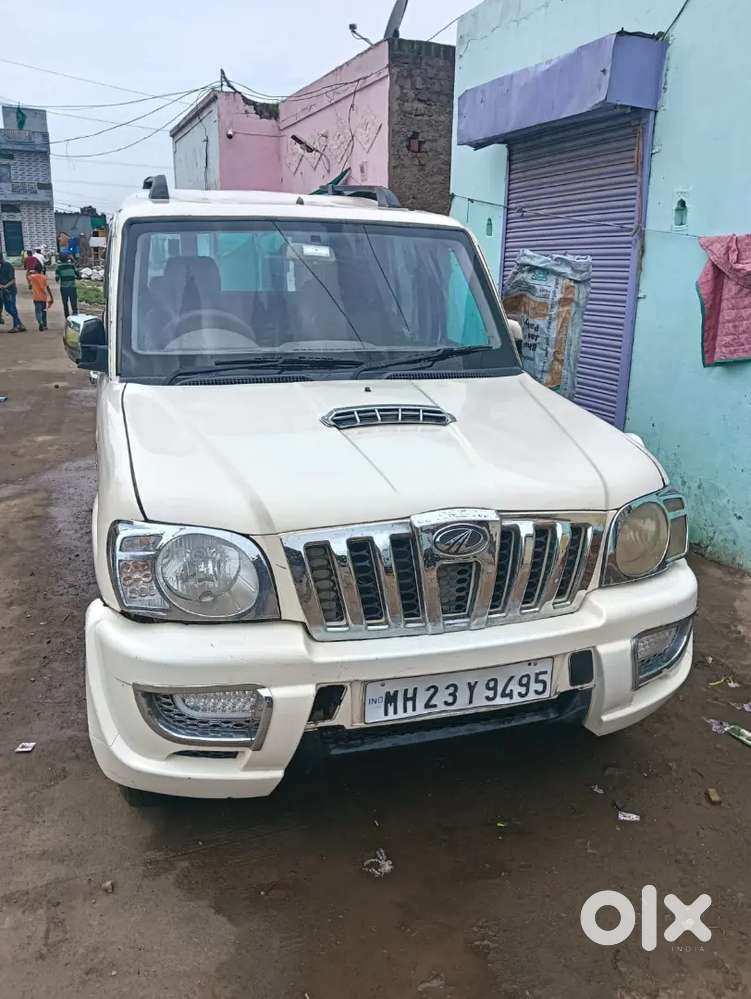 Mahindra Scorpio 2011 M2dicr