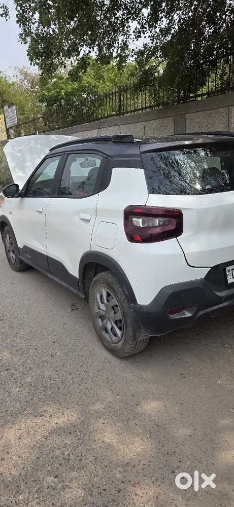 Citroen C3 2023 Petrol 28540 Km Driven