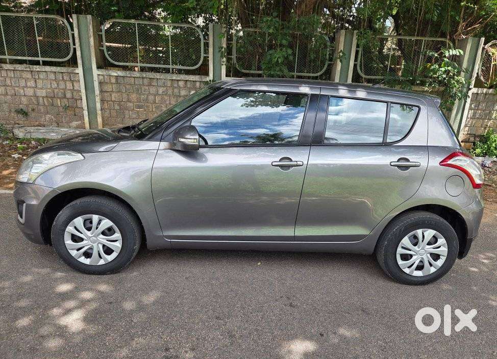 Maruti Suzuki Swift Vxi, 2016, Petrol