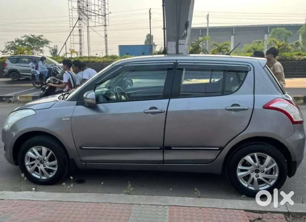 Maruti Suzuki Swift 2014 Cng & Hybrids Well Maintained