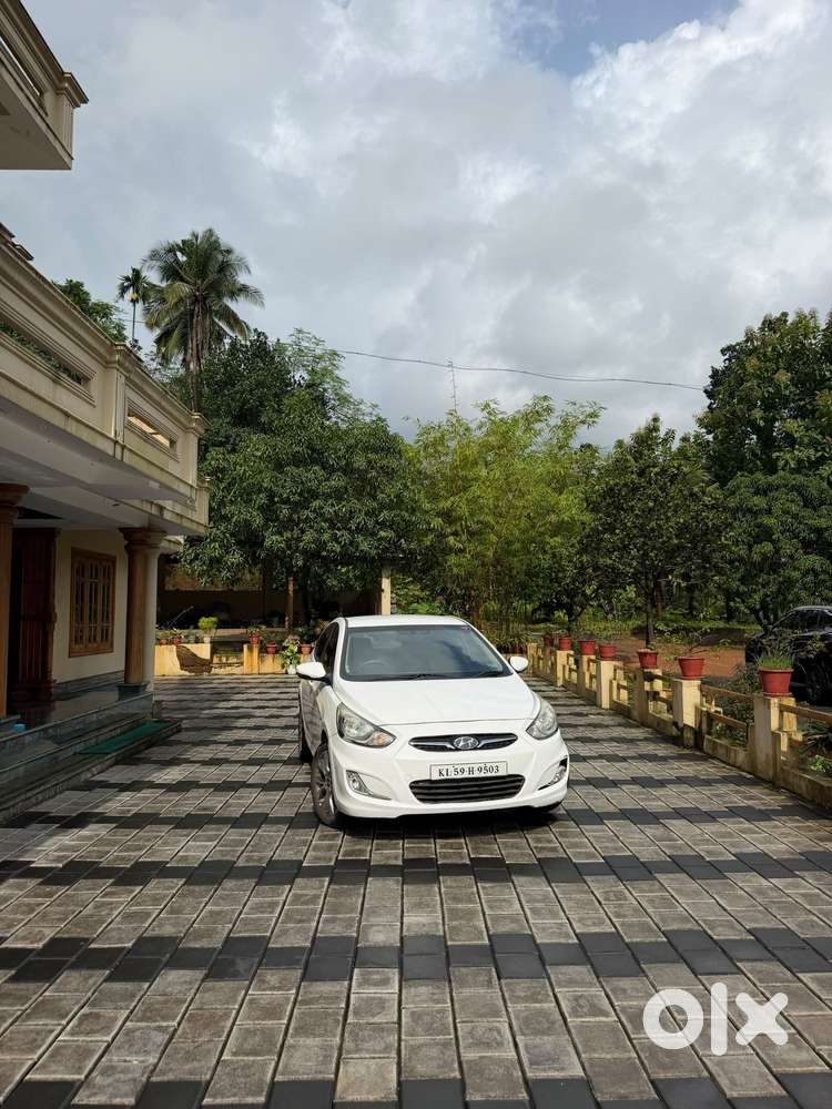 Hyundai Verna Vtvt 1.6 Sx, 2014, Petrol