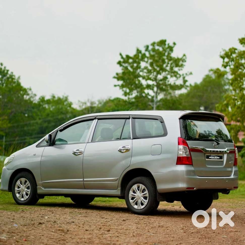 Toyota Innova 2.5 G (diesel) 8 Seater, 2015, Diesel