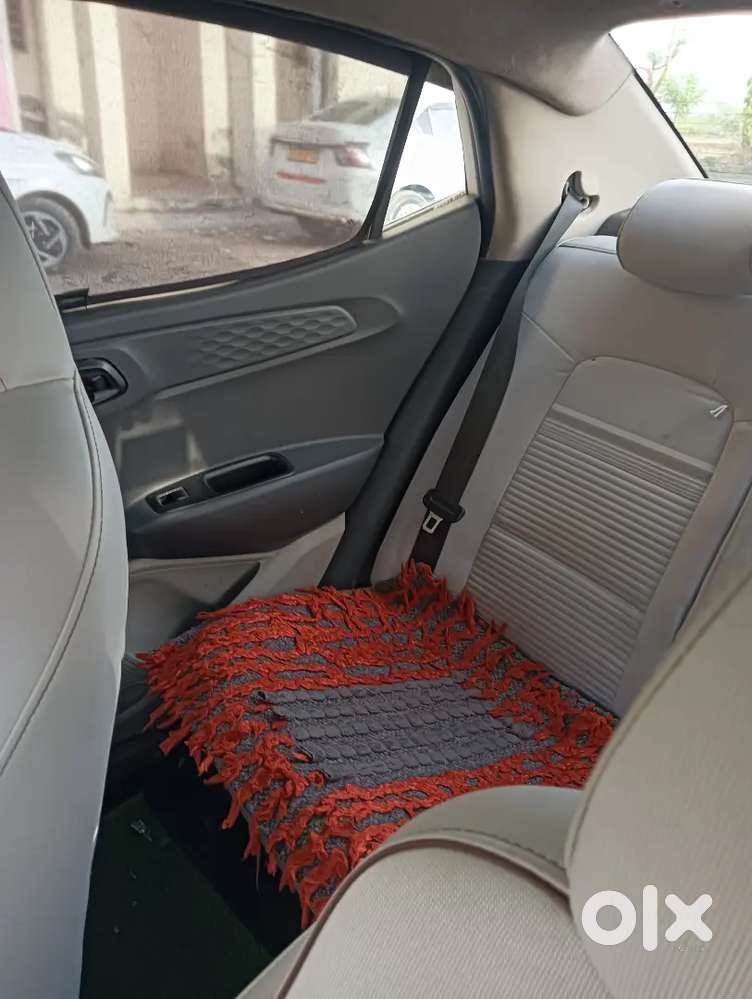 Hyundai Aura Petrol/cng 2023 Model
