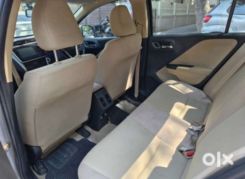 Honda City 1.5 V 5th Gen I-vtec Mt, 2022, Petrol