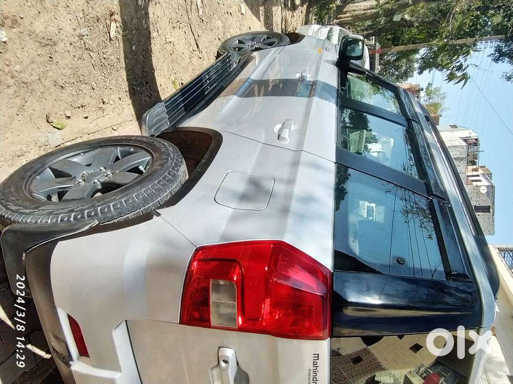 Mahindra Tuv 300 2016