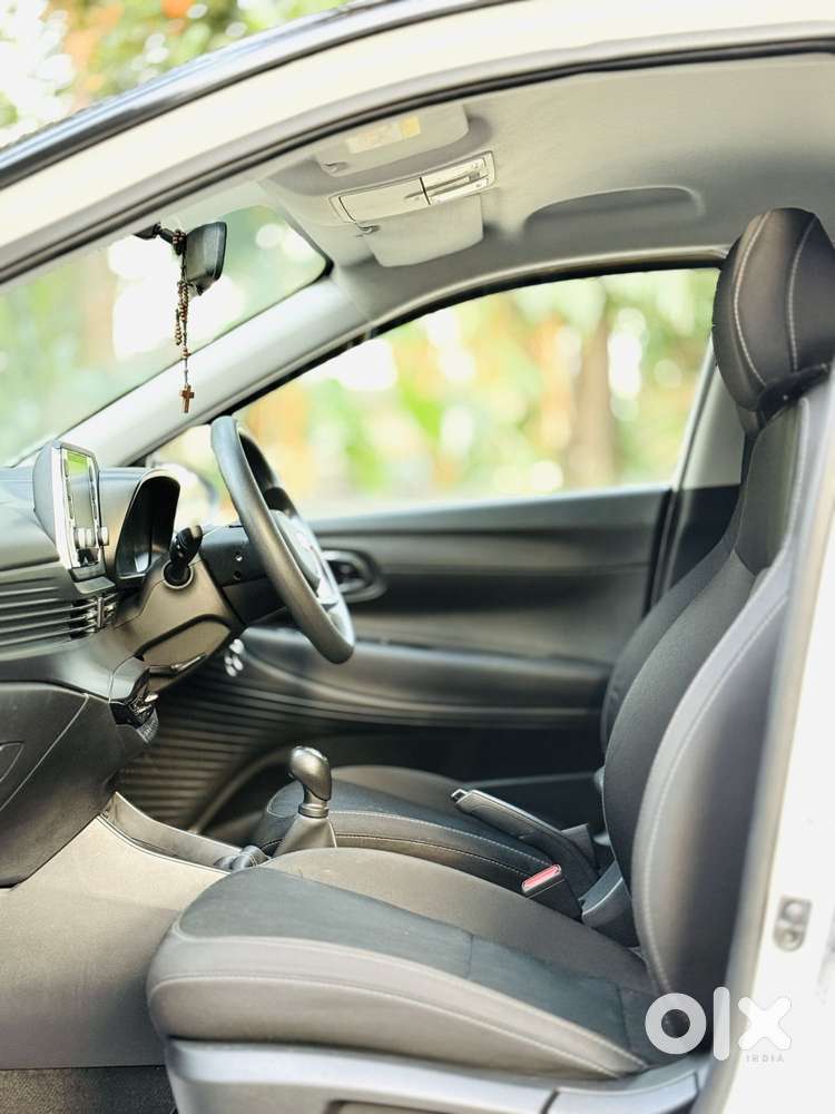 Hyundai I20 Sportz 1.2 Vtvt, 2023, Petrol