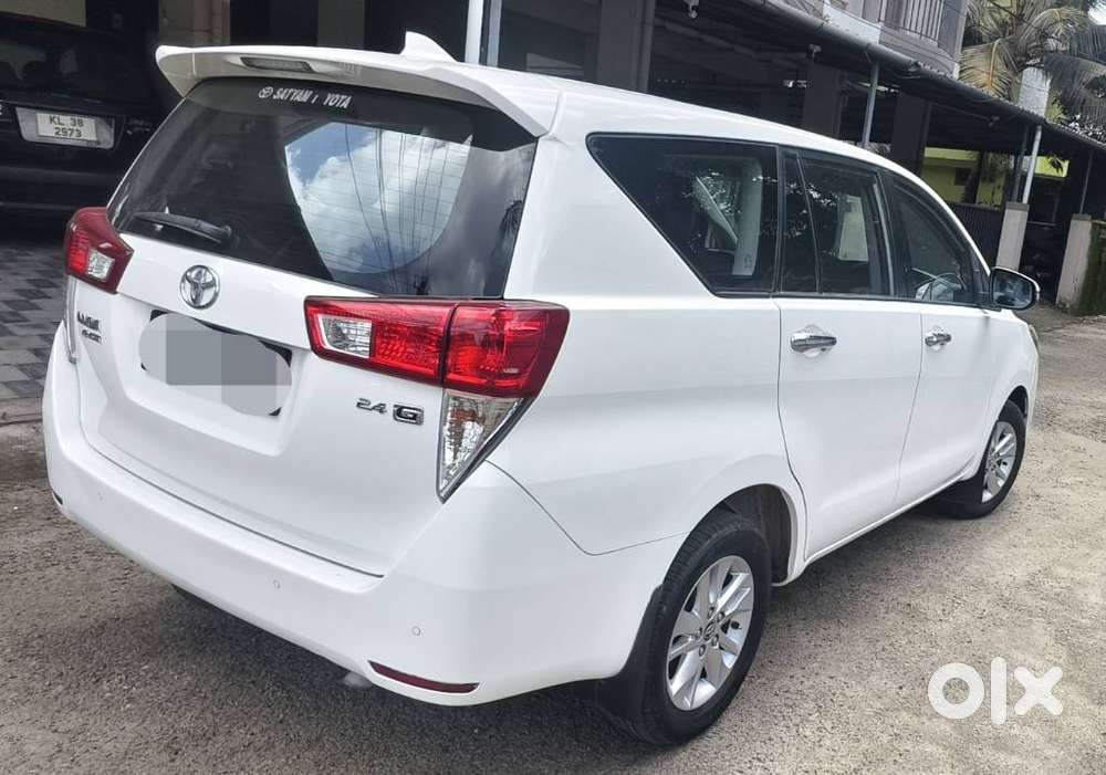 Toyota Innova Crysta 2.4 G Mt, 2019, Diesel