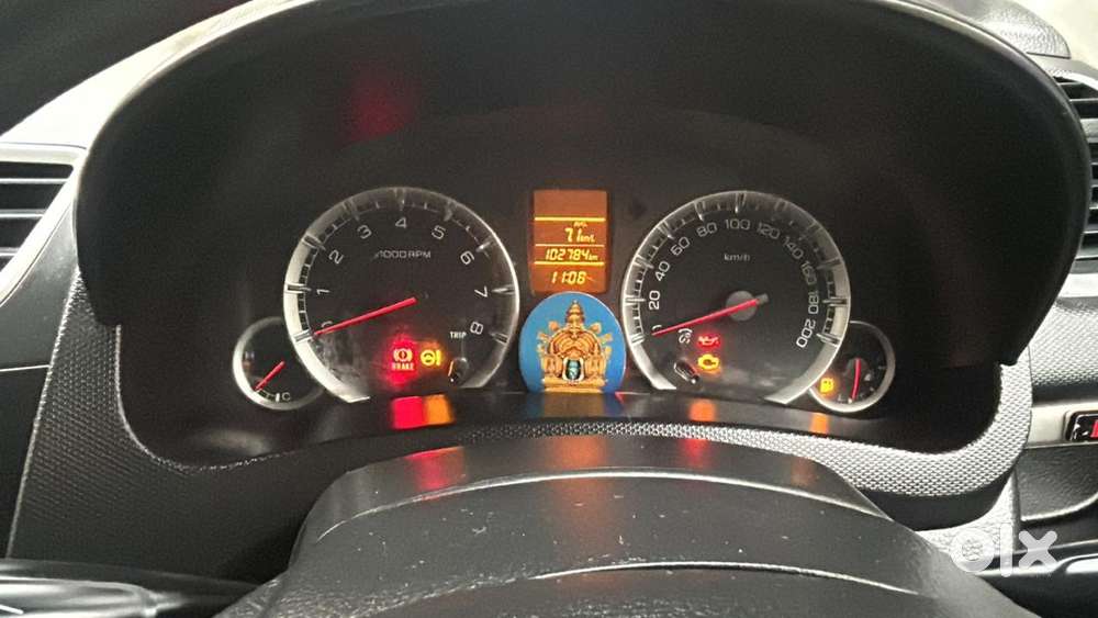 Maruti Suzuki Swift Petrol Manual 2016 Year