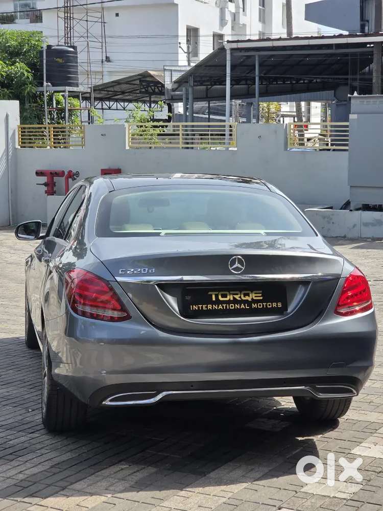 Mercedes-benz C-class 2016 Diesel 38700 Km Driven