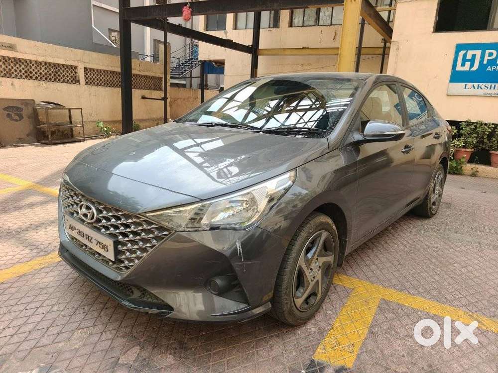 Hyundai Verna 1.5 Mpi Mt Sx (o), 2022, Petrol
