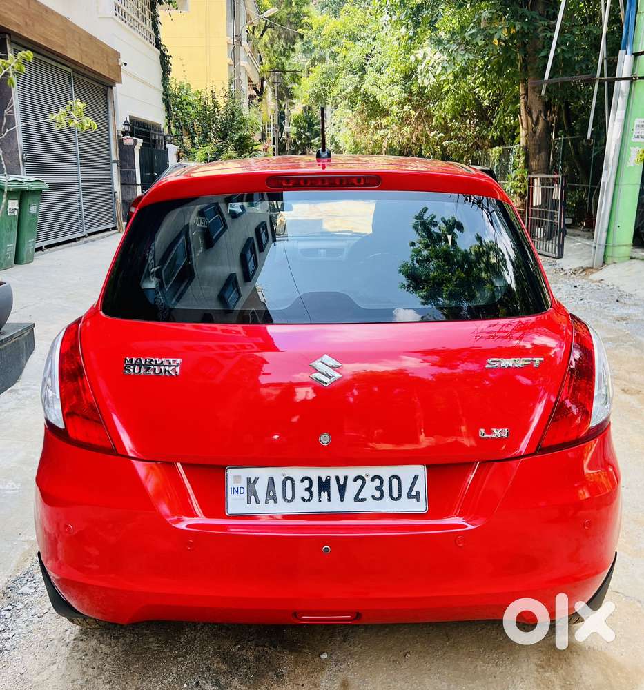 Maruti Suzuki Swift LXI Option, 2015, Petrol
