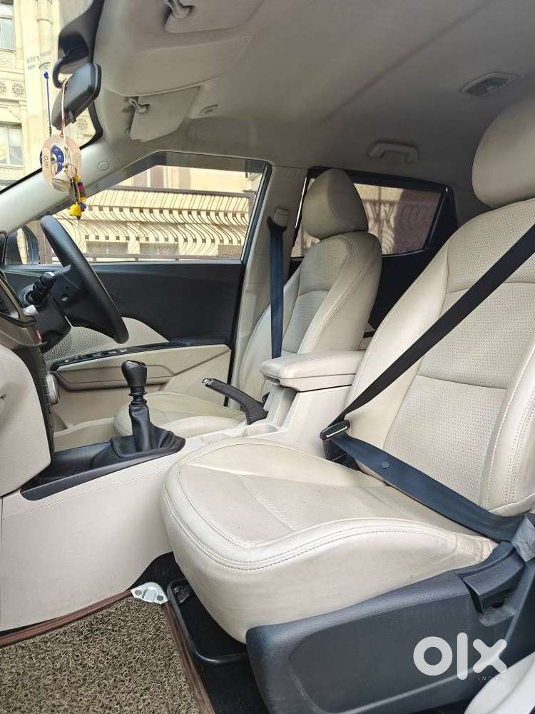 Mahindra Xuv300 W6, 2020, Petrol